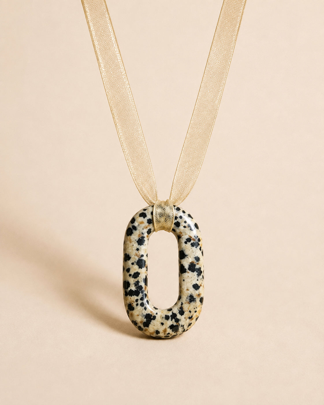 MOSS NECKLACE