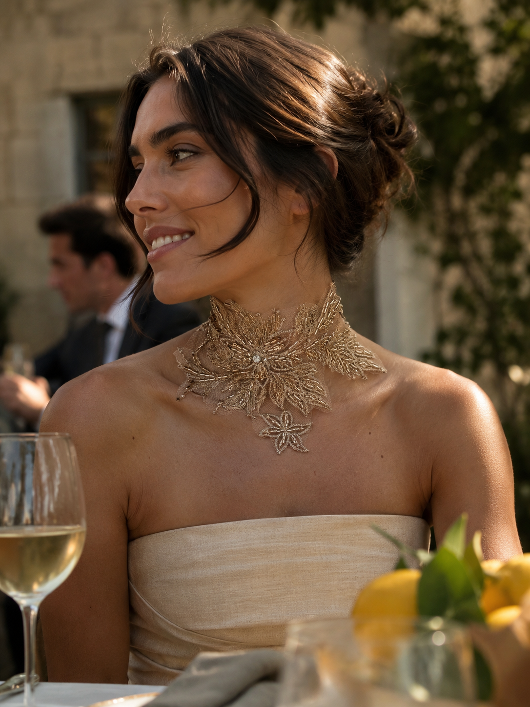 BIG FLOWER CHOKER