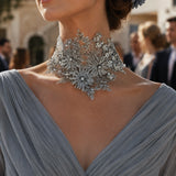 SILVER QUEEN CHOKER
