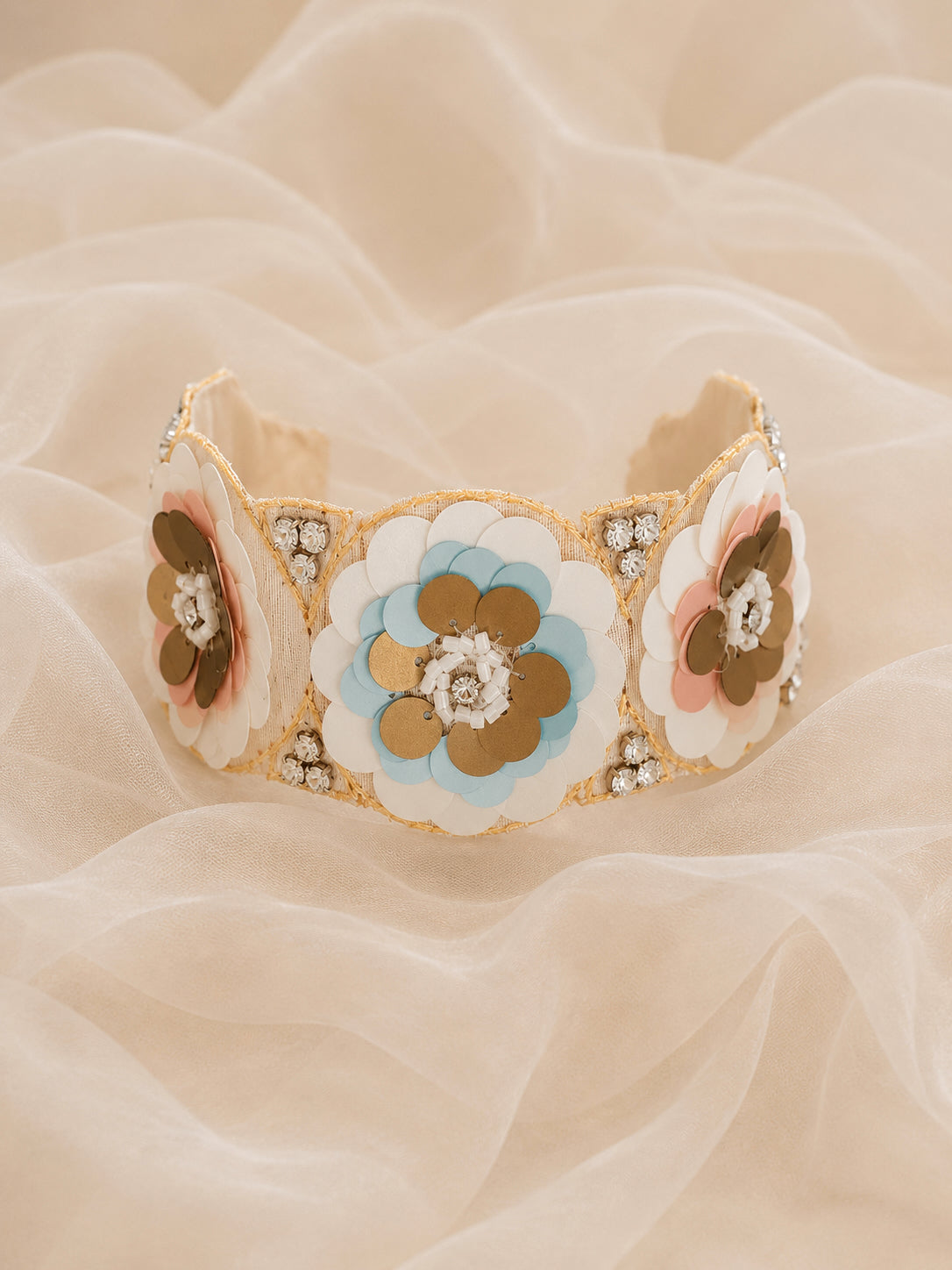 JELLYFISH CHOKER de inspiración floral con pedrería de fantasía