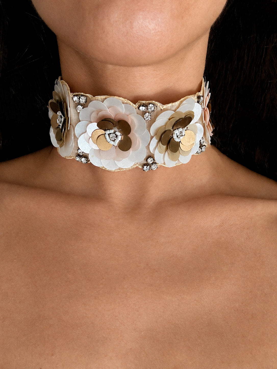 ARANZAZU CHOKER