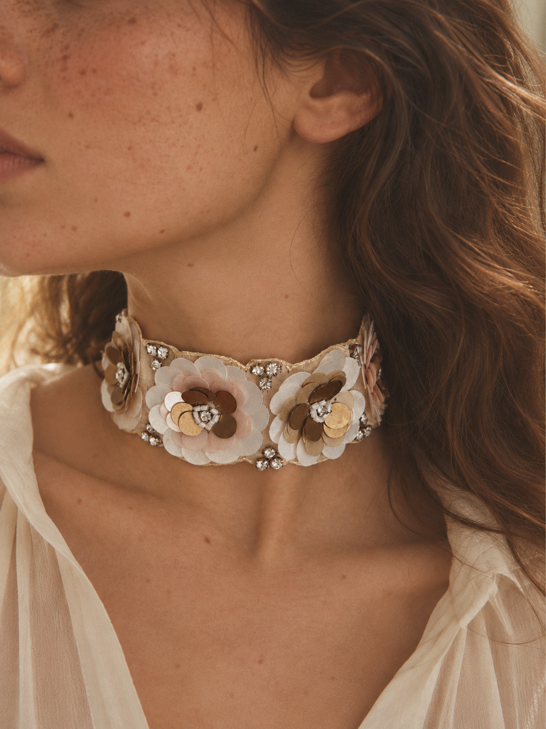 ARANZAZU CHOKER