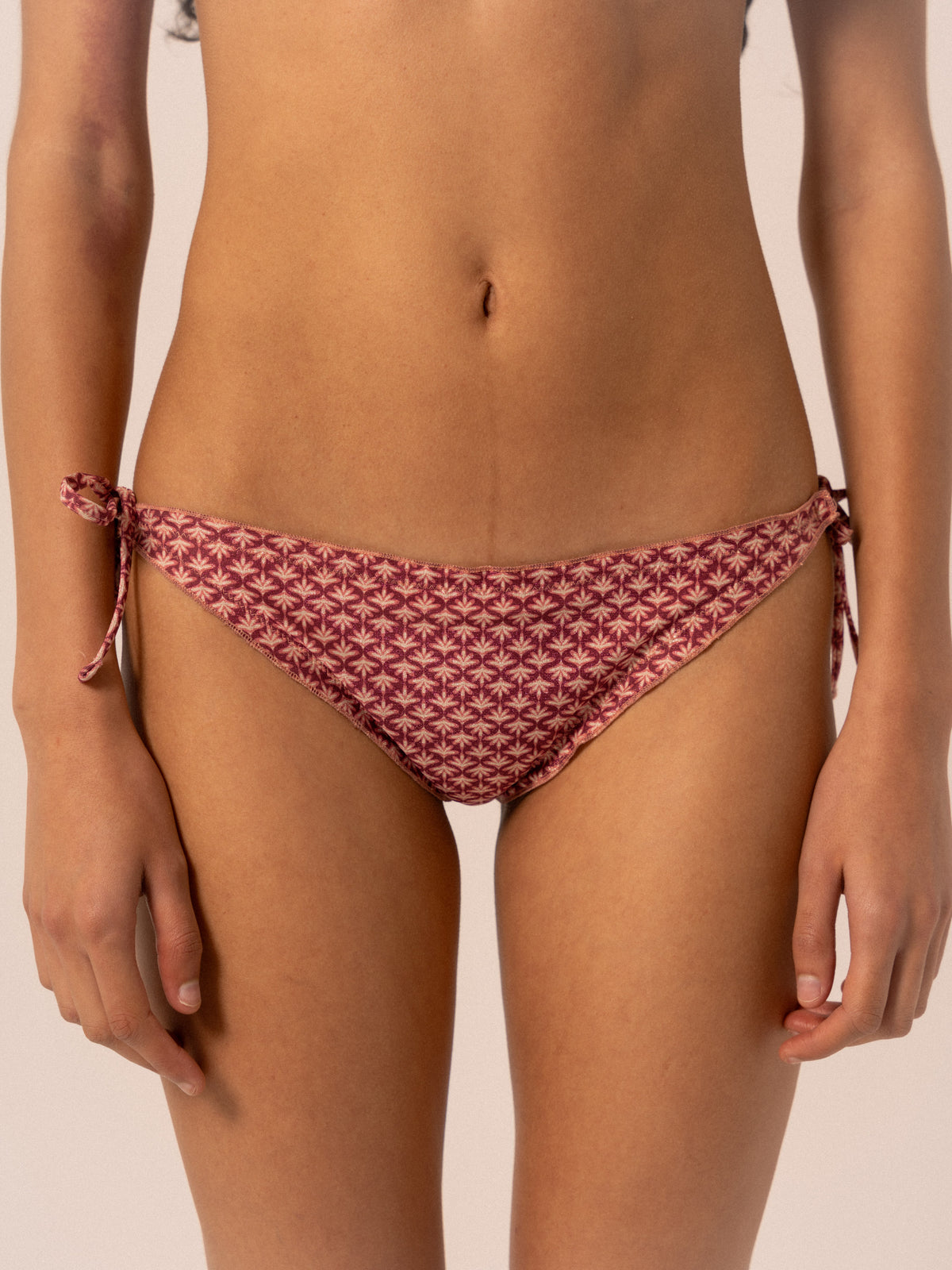 RUFFLE PALMA