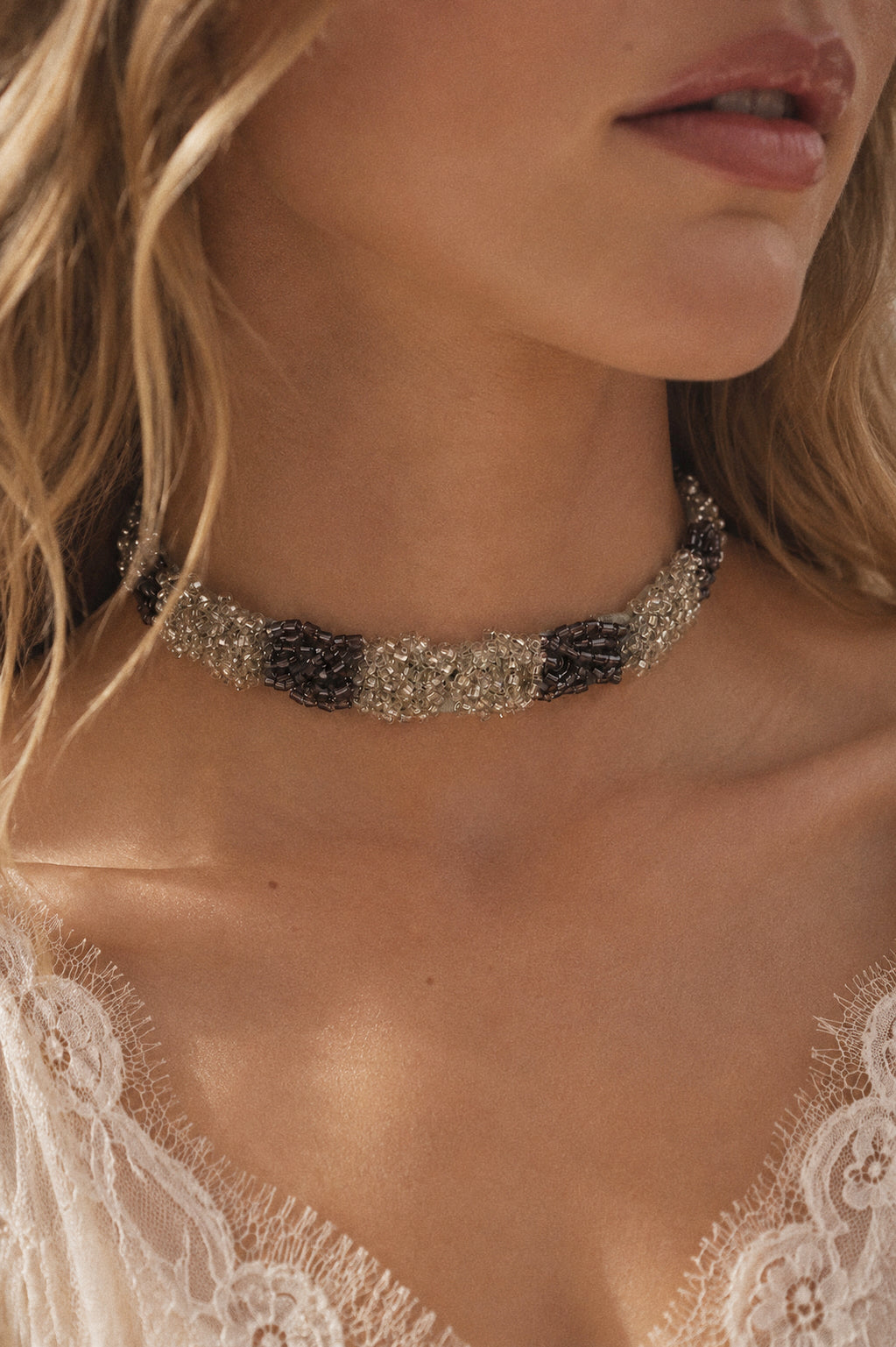 Vista de LUNARIA CHOKER