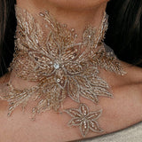 BIG FLOWER CHOKER
