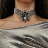 VINTAGE PENDANT CHOKER