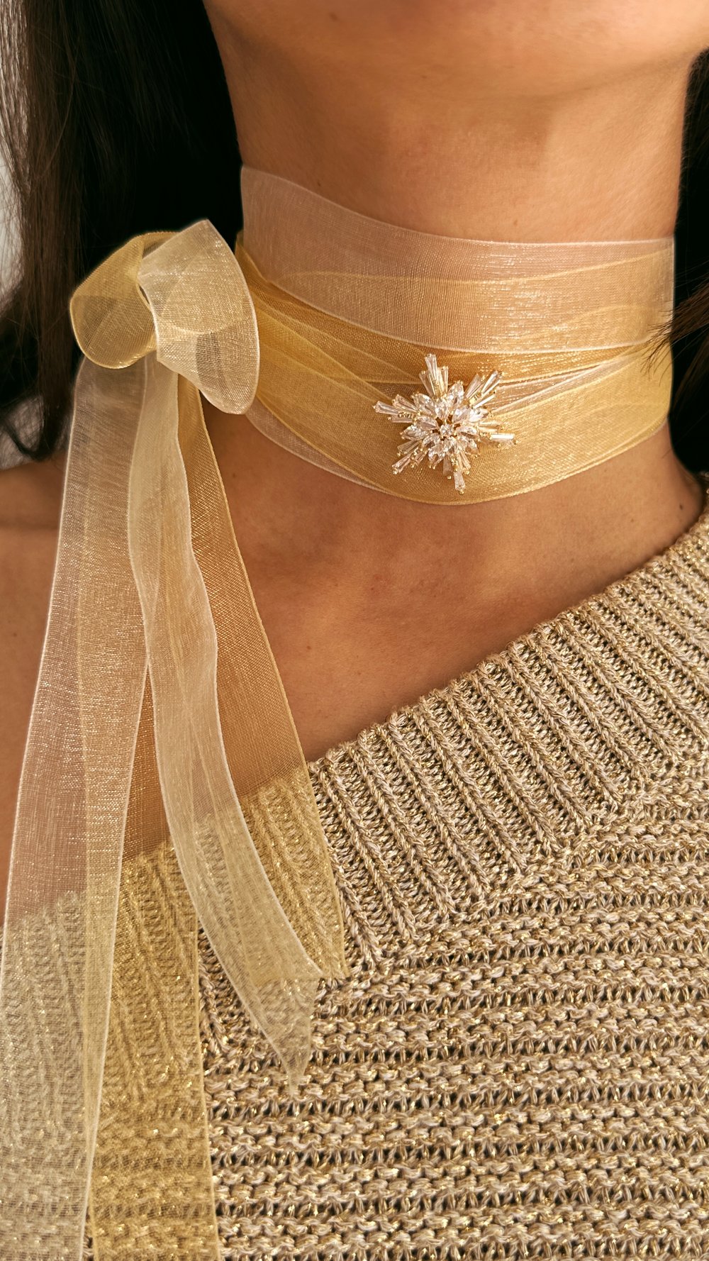 YELLOW STAR CHOKER