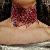 RED ROSES CHOKER