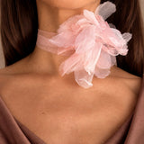 PINK SINGLE FLOWER CHOKER
