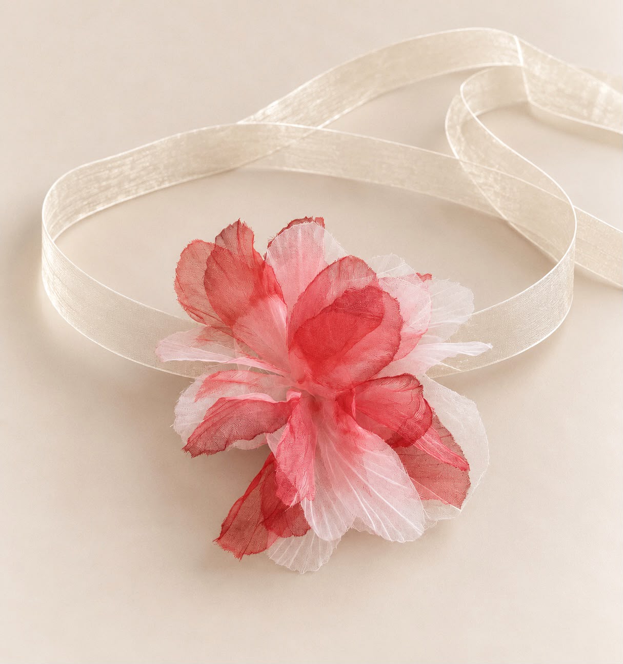 RED SINGLE FLOWER CHOKER