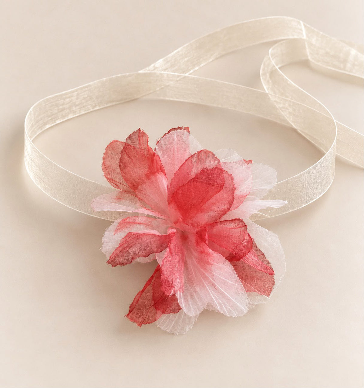 RED SINGLE FLOWER CHOKER